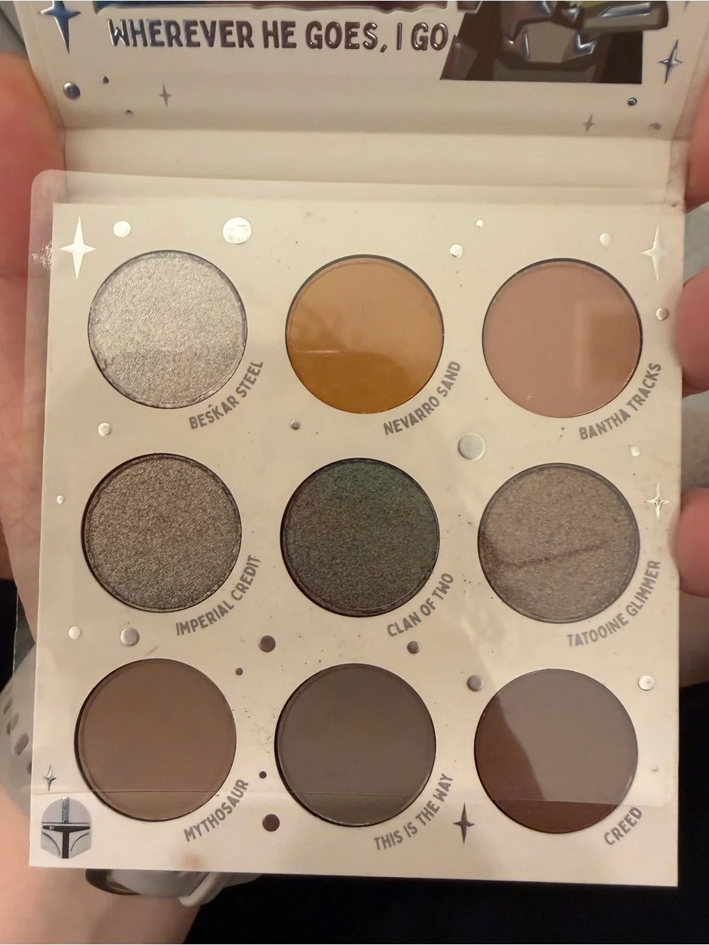 ColourPop The Mandalorian Eyeshadow Palette - Gold, silver, Cream, Green